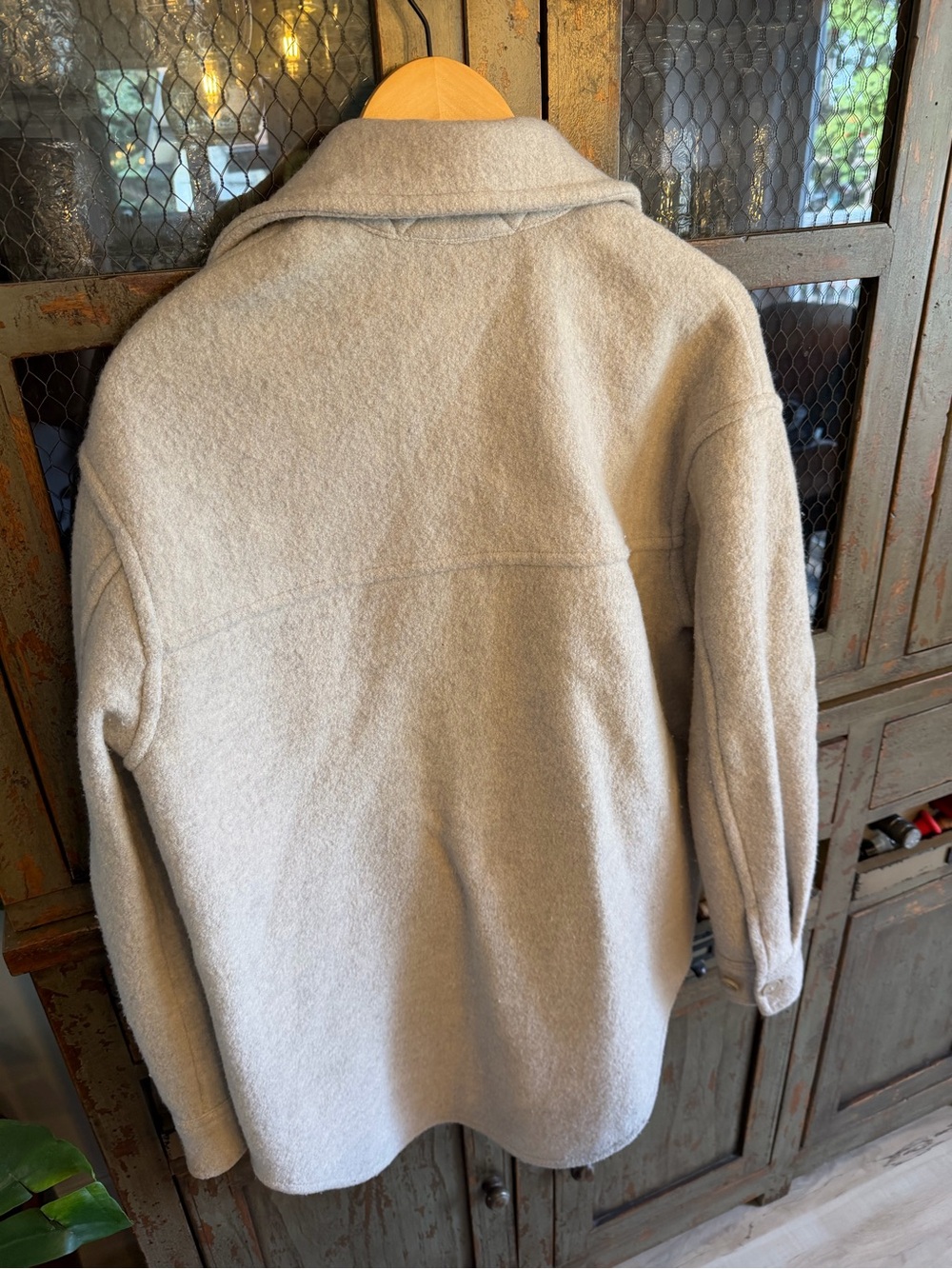 Wilfred Cream Utility Shacket Jacket - Picture 7 of 7